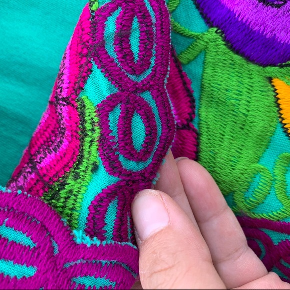 Embroidered Floral Mexican Blouse - Picture 3 of 6